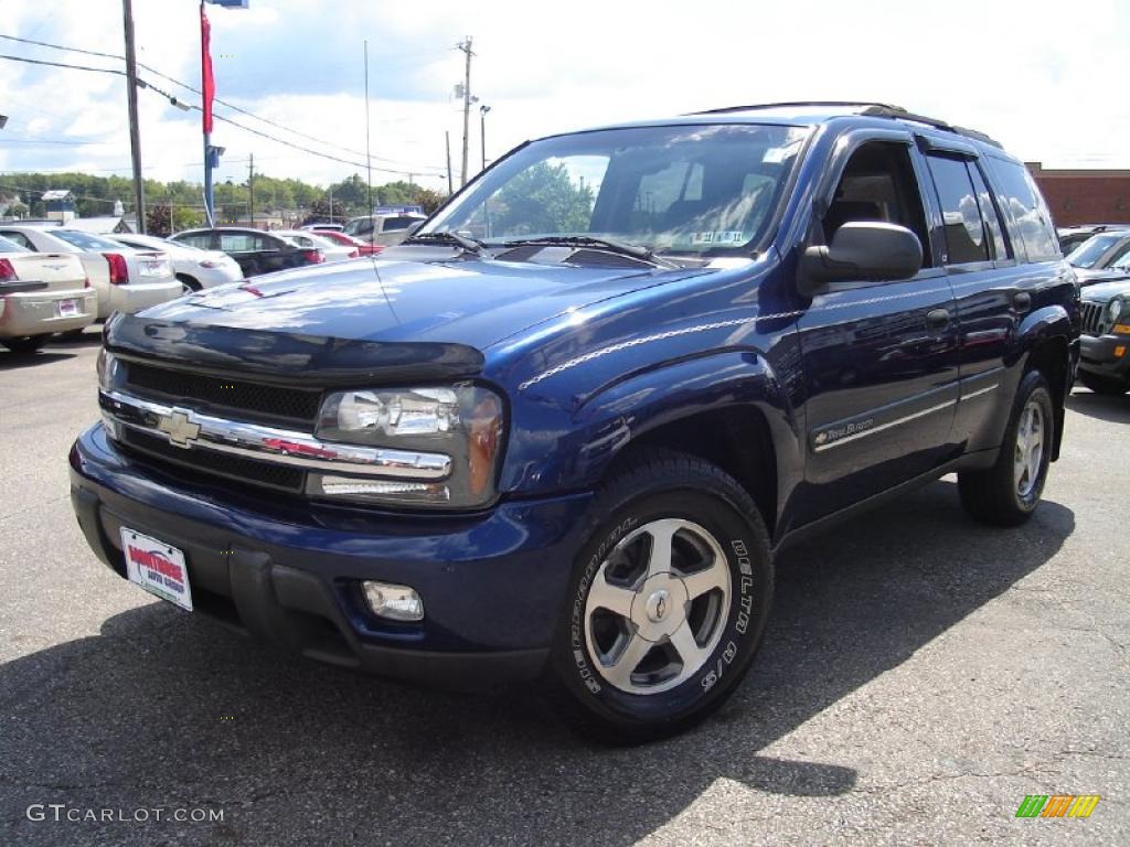 2002 TrailBlazer LT 4x4 - Indigo Blue Metallic / Dark Pewter photo #1