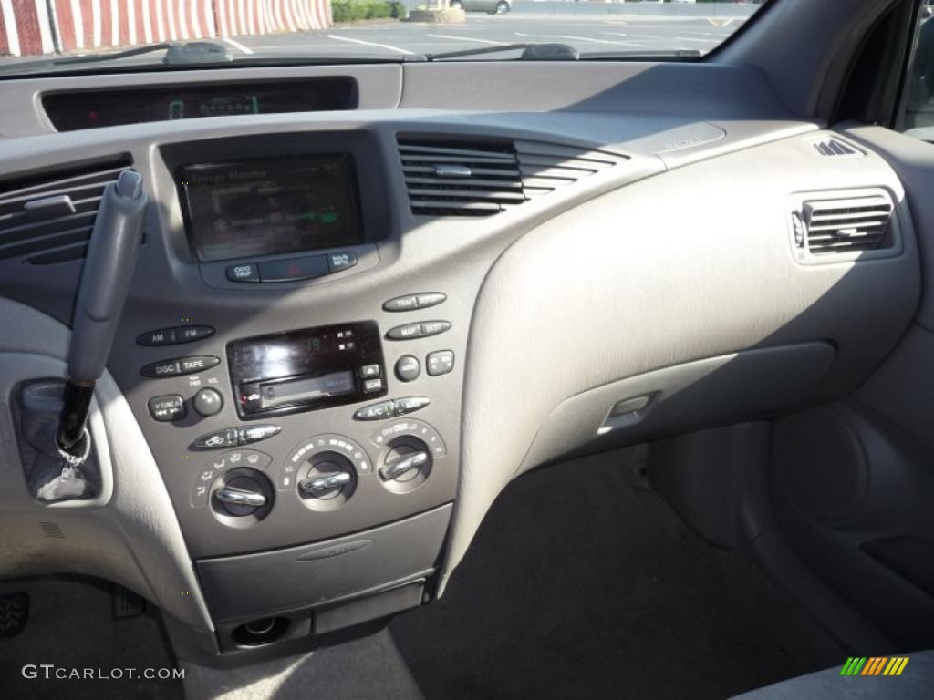 2002 Prius Hybrid - Aqua Ice Opalescent / Gray photo #18