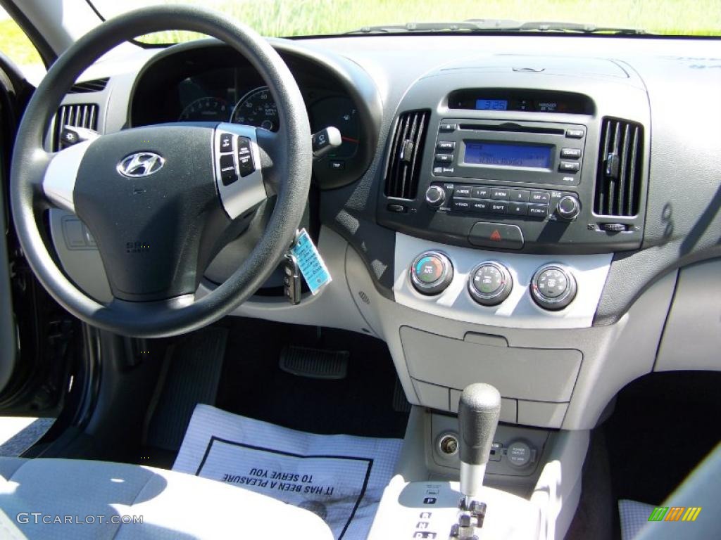 2009 Elantra GLS Sedan - Black Pearl / Gray photo #13