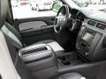 Black - Suburban 1500 LS 4x4 Photo No. 22