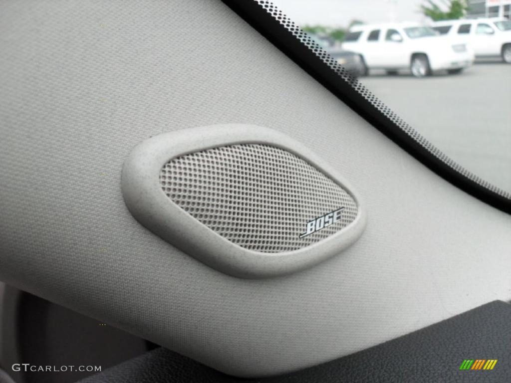 2007 Suburban 1500 LS 4x4 - Black / Light Titanium/Ebony photo #26