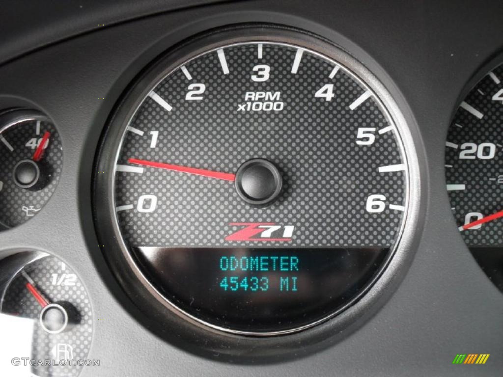 2007 Suburban 1500 LS 4x4 - Black / Light Titanium/Ebony photo #27