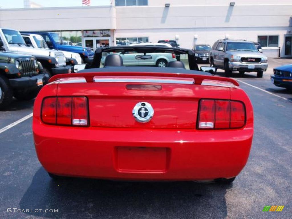 2006 Mustang V6 Premium Convertible - Torch Red / Dark Charcoal photo #6