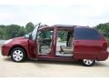 2004 Salsa Red Pearl Toyota Sienna LE  photo #14