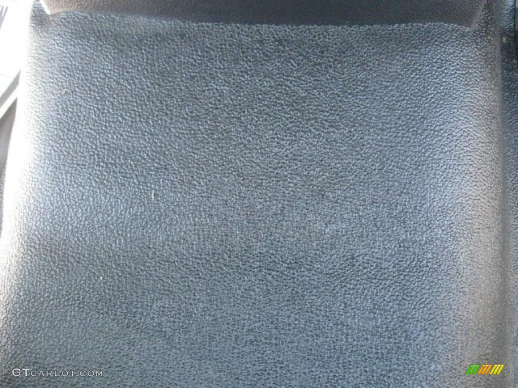 2005 F150 XL Regular Cab - Medium Wedgewood Blue Metallic / Medium Flint Grey photo #16