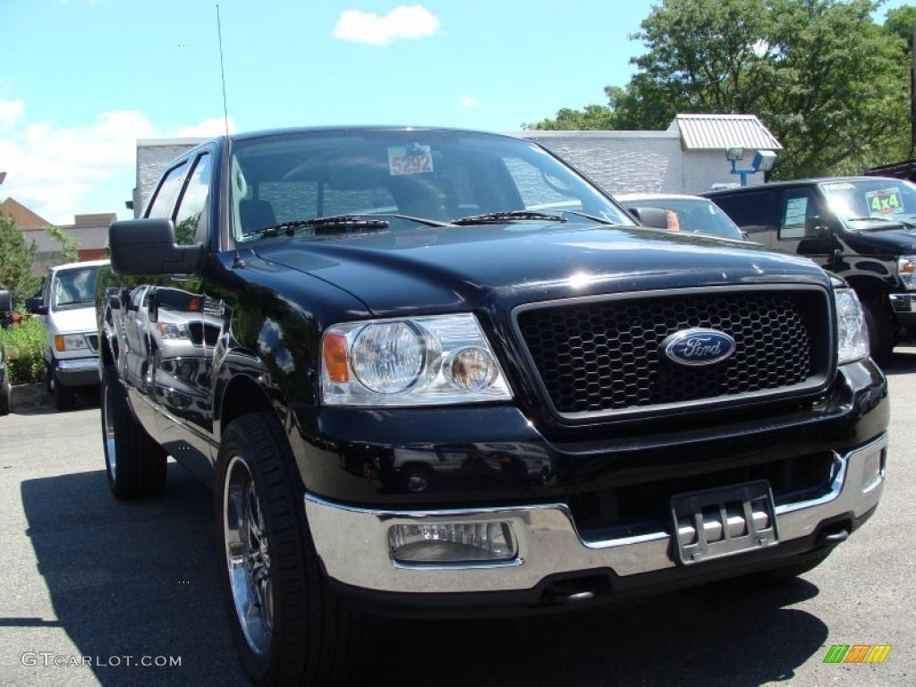 2004 F150 XLT SuperCrew 4x4 - Black / Medium/Dark Flint photo #3