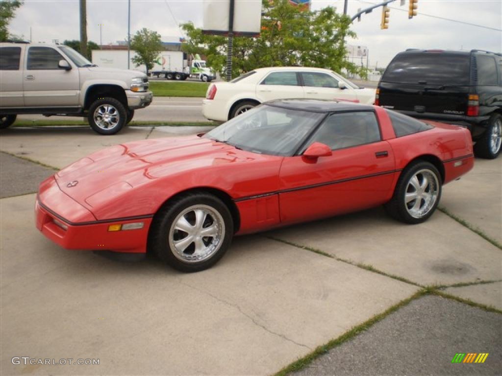1989 Corvette Coupe - Bright Red / Saddle photo #1