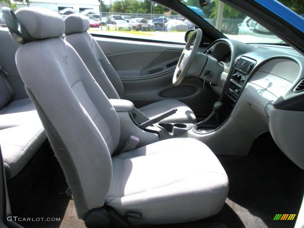 1999 Mustang V6 Convertible - Atlantic Blue Metallic / Light Graphite photo #17