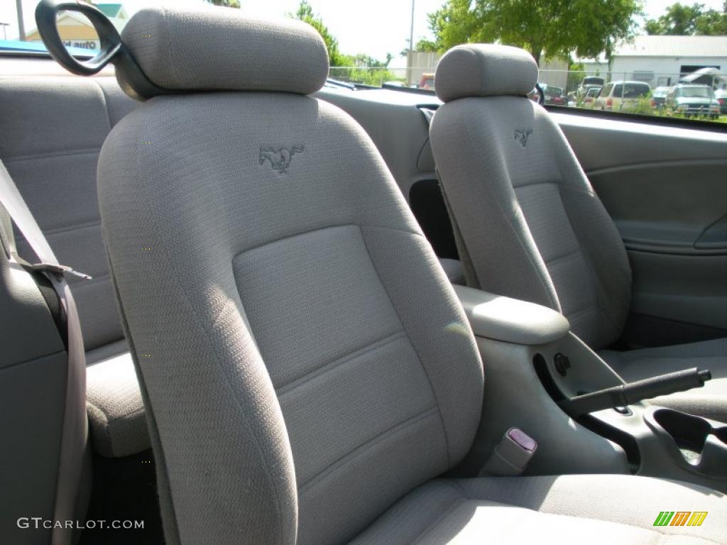 1999 Mustang V6 Convertible - Atlantic Blue Metallic / Light Graphite photo #18