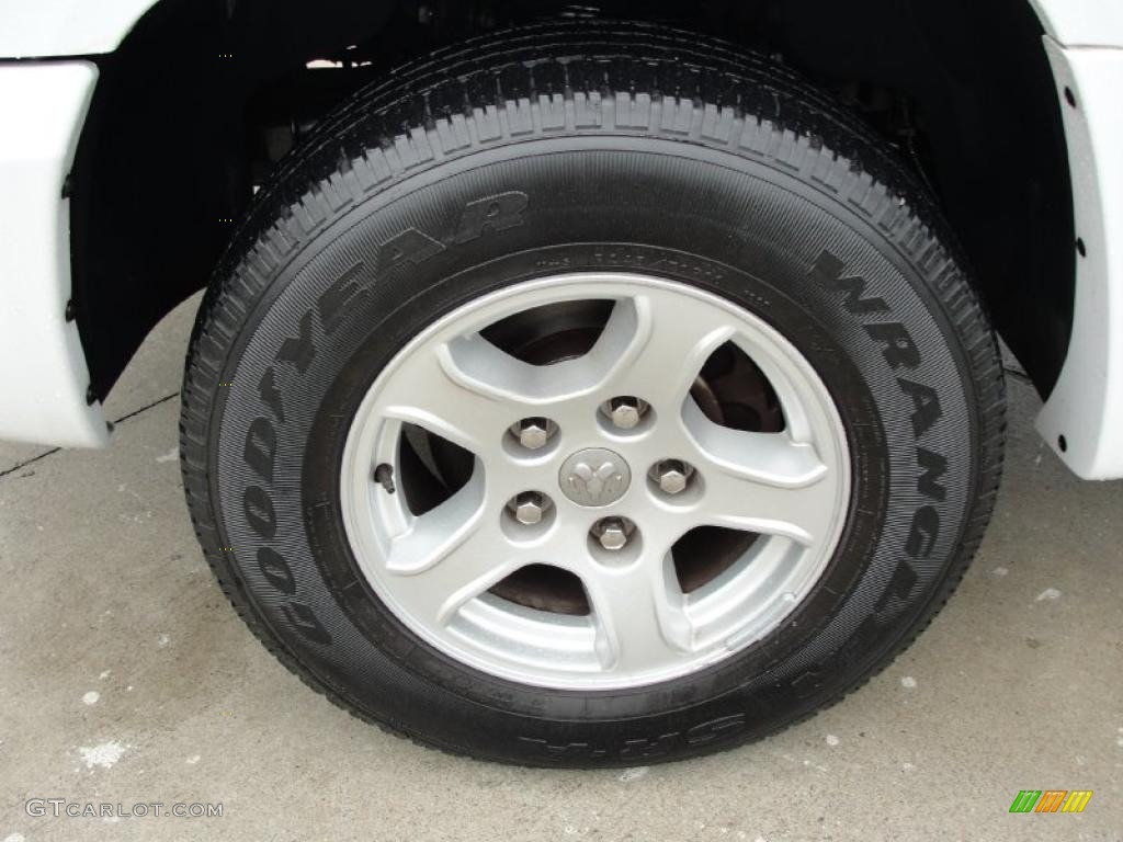 2006 Dakota SLT Club Cab - Bright White / Medium Slate Gray photo #13