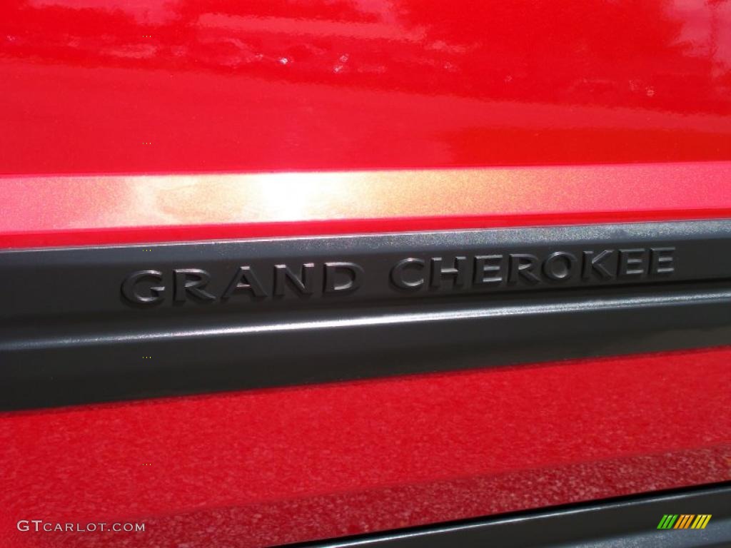 2006 Grand Cherokee Laredo - Inferno Red Crystal Pearl / Medium Slate Gray photo #9