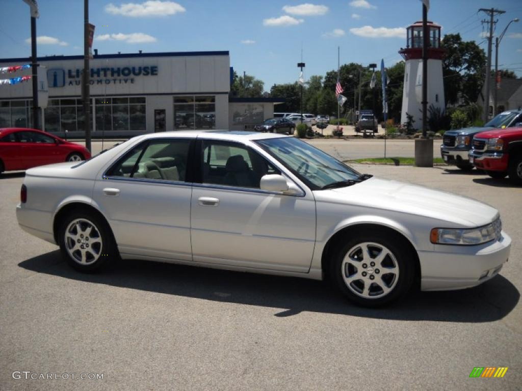 2003 Seville STS - White Diamond / Neutral Shale photo #1