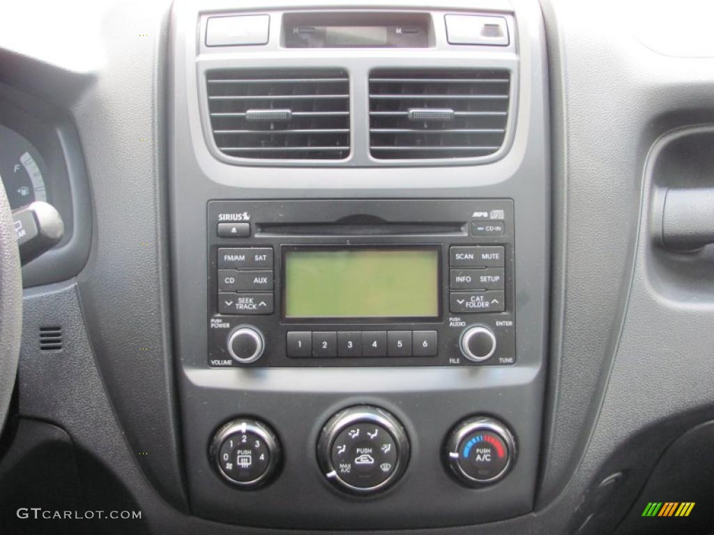 2009 Sportage LX - Bright Silver / Black photo #6