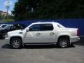 White Diamond - Escalade EXT AWD Photo No. 2