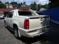 White Diamond - Escalade EXT AWD Photo No. 3