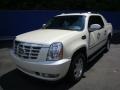 White Diamond - Escalade EXT AWD Photo No. 8