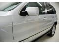 Titanium Silver Metallic - X5 4.4i Photo No. 13