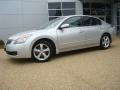 Radiant Silver Metallic - Altima 3.5 SE Photo No. 2