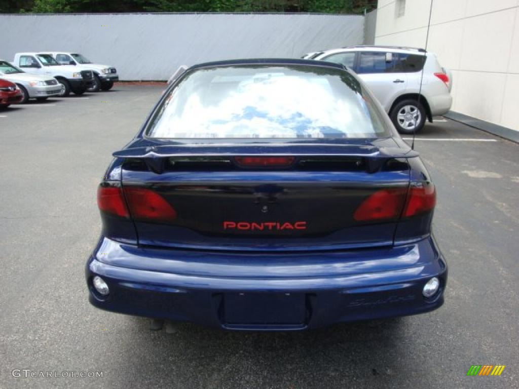 2001 Sunfire SE Sedan - Indigo Blue / Graphite photo #3