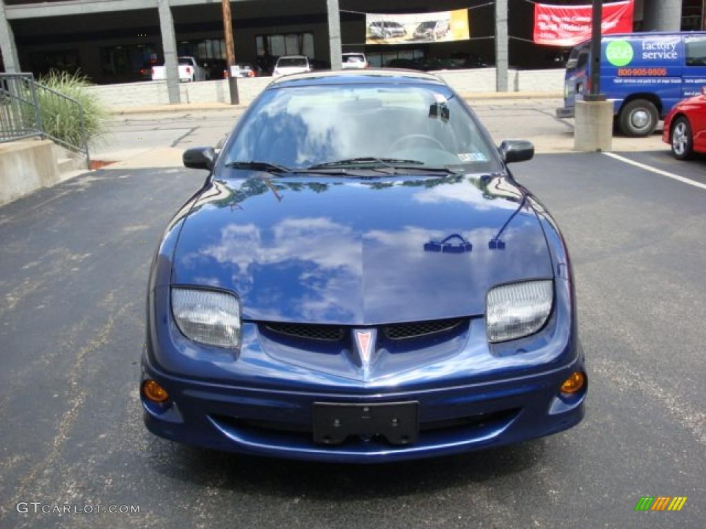 2001 Sunfire SE Sedan - Indigo Blue / Graphite photo #10