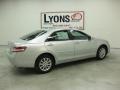 2011 Classic Silver Metallic Toyota Camry XLE  photo #17