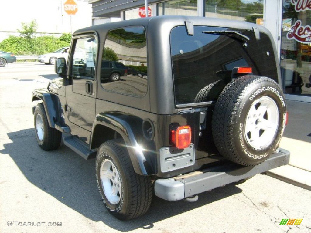 2004 Wrangler Sahara 4x4 - Black / Khaki photo #3