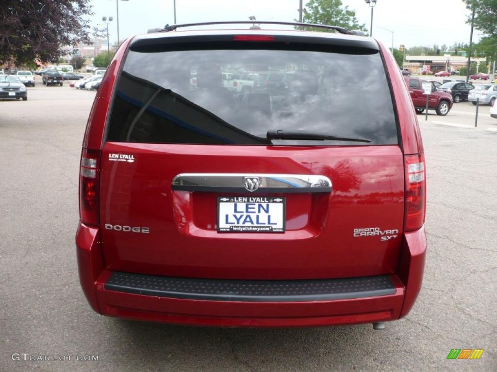 2009 Grand Caravan SXT - Inferno Red Crystal Pearl / Dark Slate Gray/Light Shale photo #5