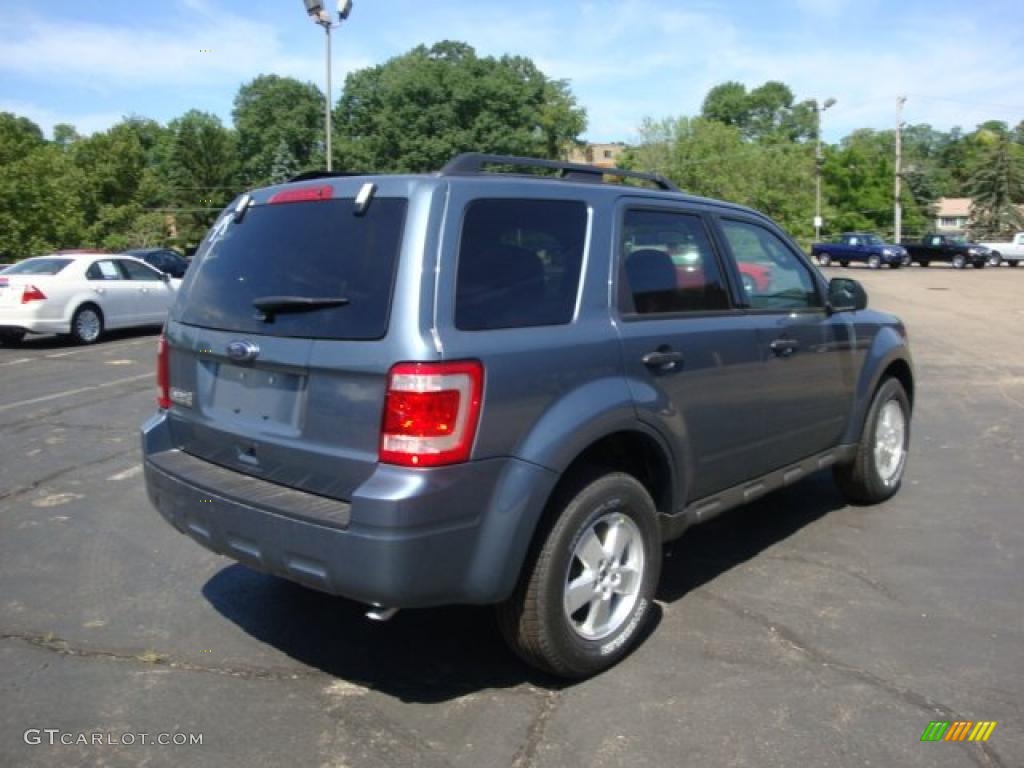 2010 Escape XLT 4WD - Steel Blue Metallic / Charcoal Black photo #3