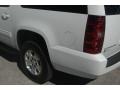 Summit White - Suburban LT 4x4 Photo No. 17