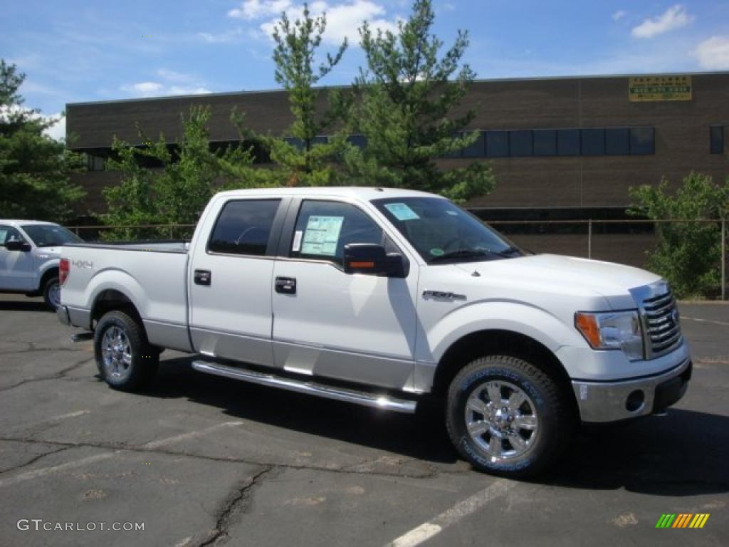 2010 F150 XLT SuperCrew 4x4 - Oxford White / Tan photo #1