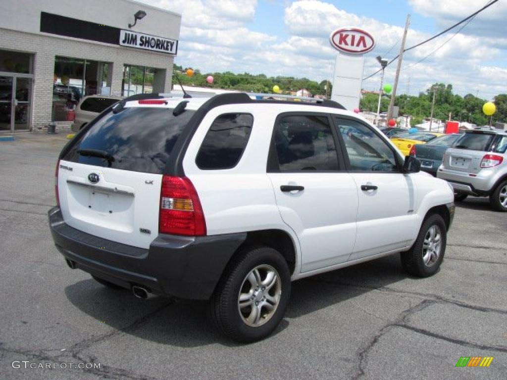 2007 Sportage LX V6 4WD - Clear White / Black photo #3