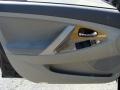 Black - Camry XLE Photo No. 6