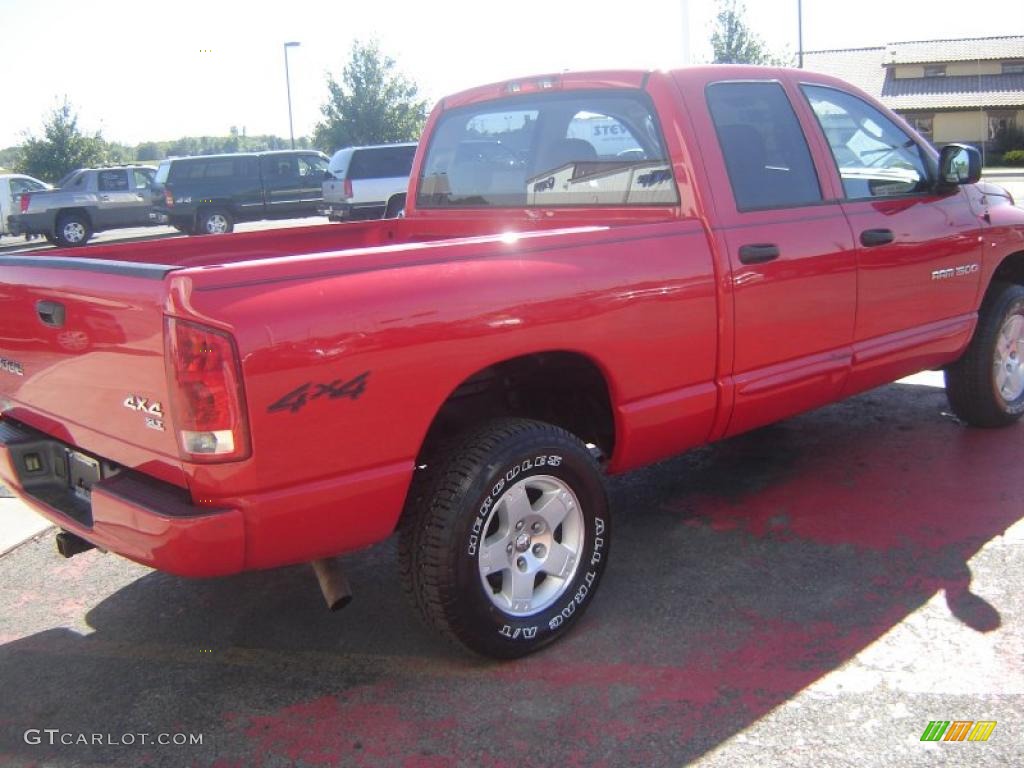 2004 Ram 1500 SLT Quad Cab 4x4 - Flame Red / Dark Slate Gray photo #5