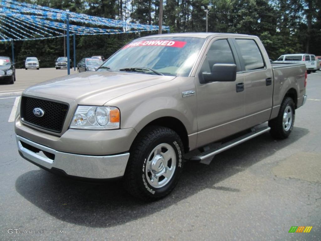 2006 F150 XLT SuperCrew - Arizona Beige Metallic / Tan photo #3