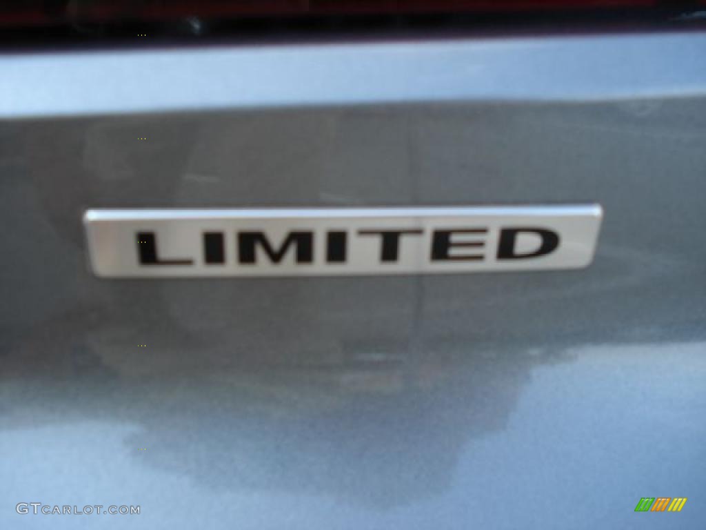 2010 Sebring Limited Sedan - Silver Steel Metallic / Dark Slate Gray photo #15