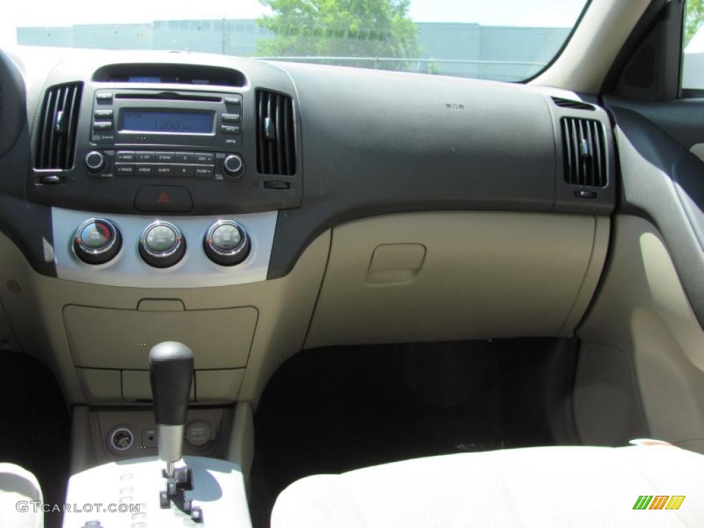 2009 Elantra GLS Sedan - Captiva White / Beige photo #19