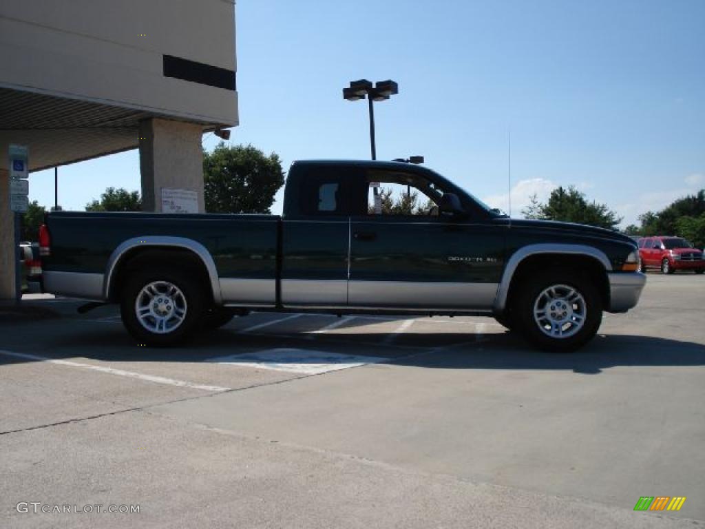 2002 Dakota SLT Club Cab - Forest Green Pearl / Dark Slate Gray photo #2