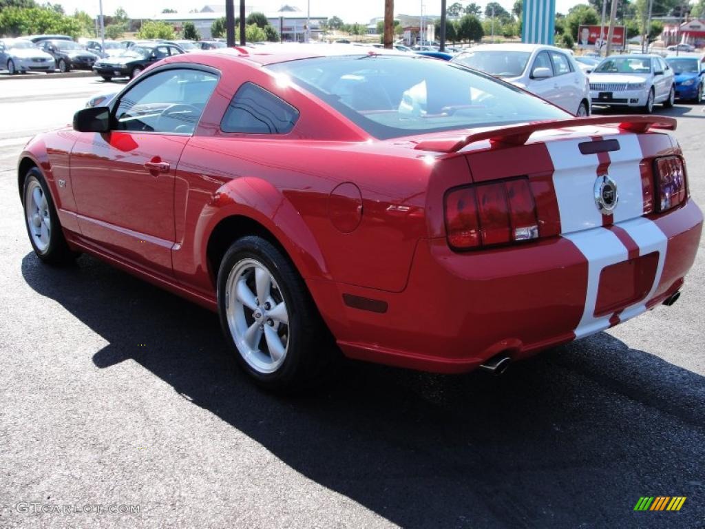 2007 Mustang GT Premium Coupe - Torch Red / Black/Red photo #4