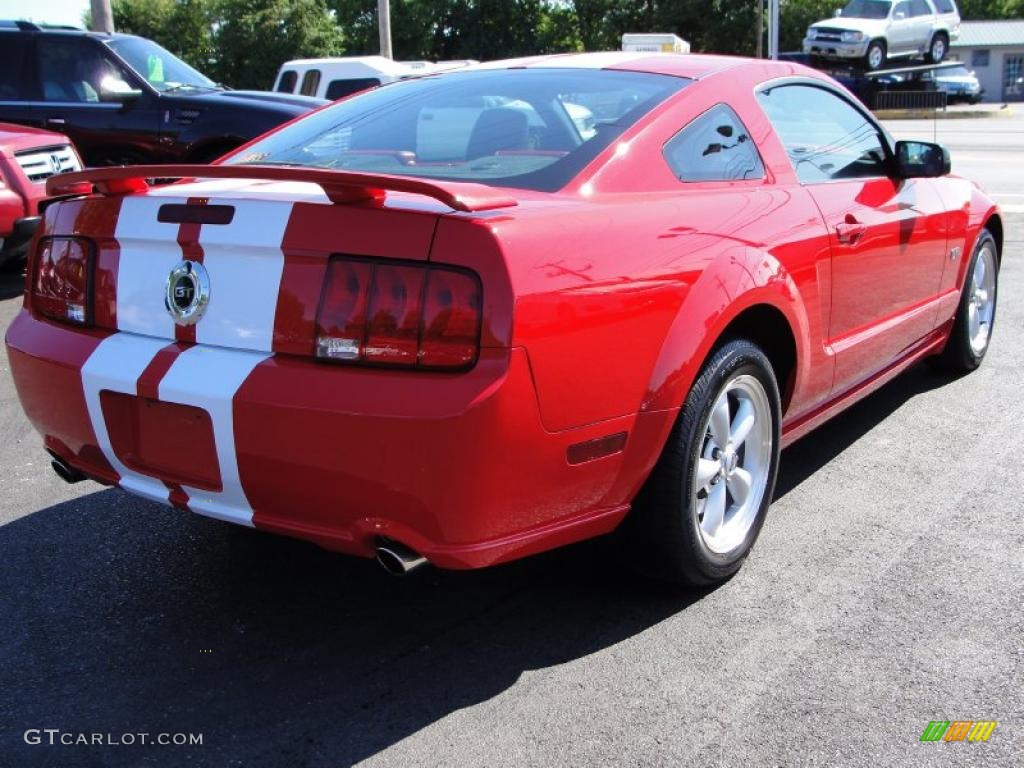 2007 Mustang GT Premium Coupe - Torch Red / Black/Red photo #6