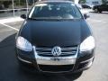 Black - Jetta SE Sedan Photo No. 2
