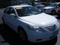 Super White - Camry LE Photo No. 3