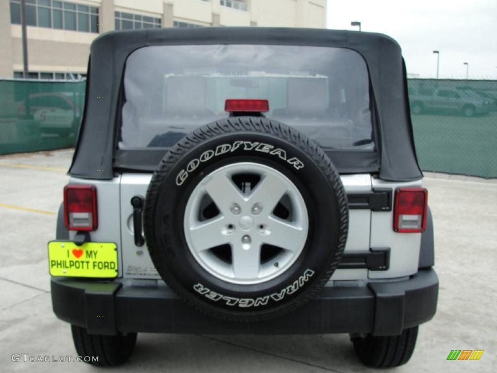 2009 Wrangler X 4x4 - Bright Silver Metallic / Dark Slate Gray/Medium Slate Gray photo #4