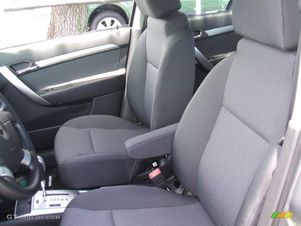 2010 Aveo LT Sedan - Medium Gray / Charcoal photo #9