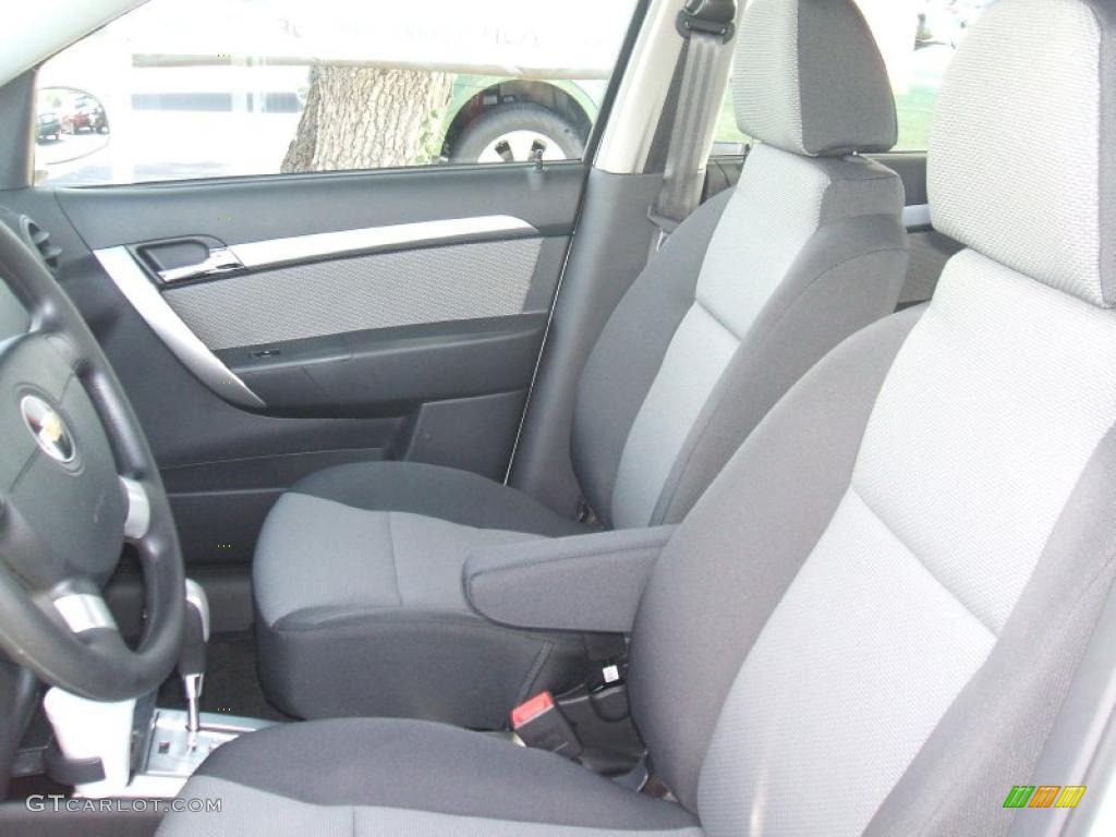 2010 Aveo Aveo5 LT - Summit White / Charcoal photo #10