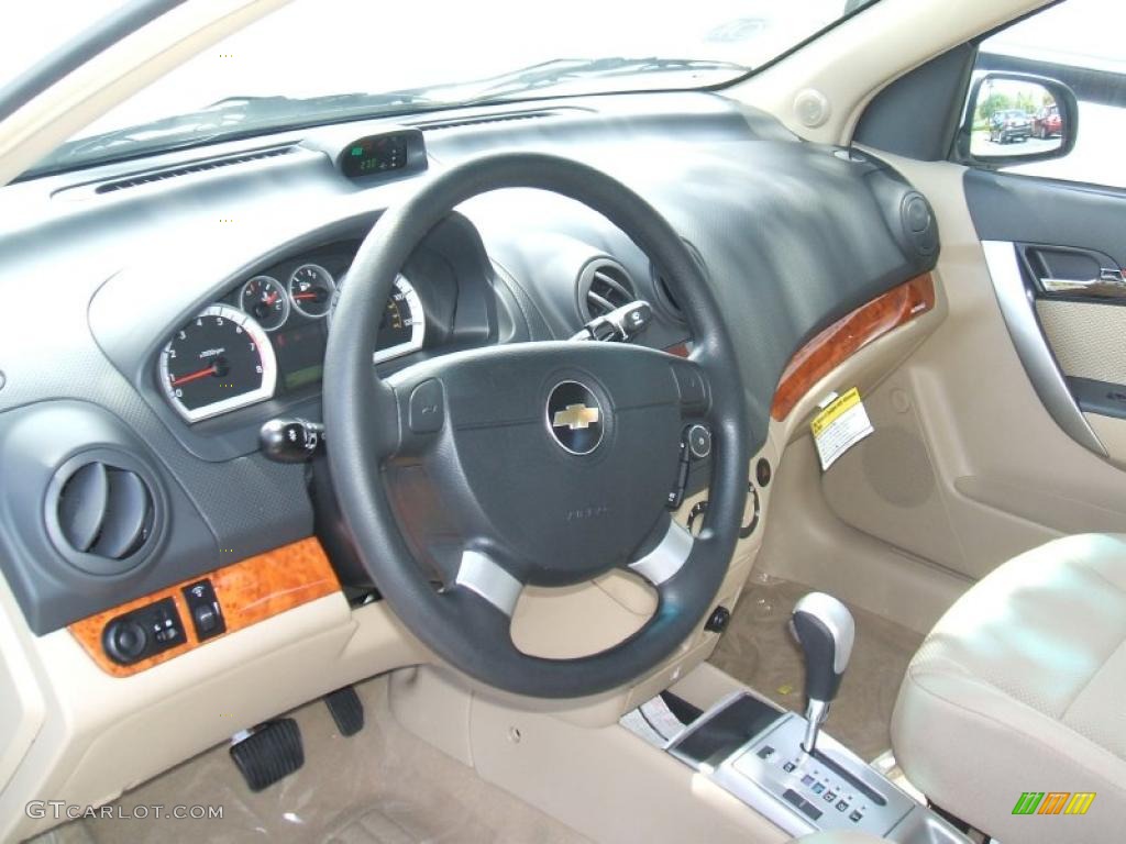 2010 Aveo LT Sedan - Summit White / Neutral photo #7