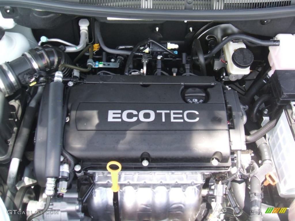 2010 Aveo LT Sedan - Summit White / Neutral photo #11