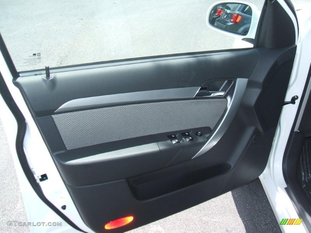 2010 Aveo Aveo5 LT - Summit White / Charcoal photo #8