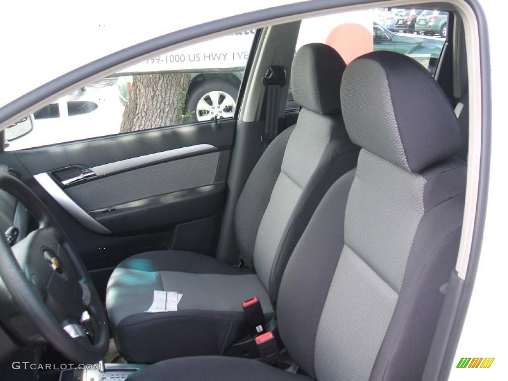 2010 Aveo Aveo5 LT - Summit White / Charcoal photo #10