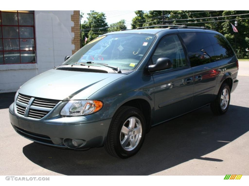 Magnesium Pearl Dodge Grand Caravan