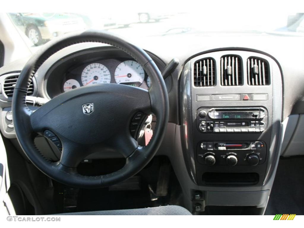 2005 Grand Caravan SXT - Magnesium Pearl / Medium Slate Gray photo #24